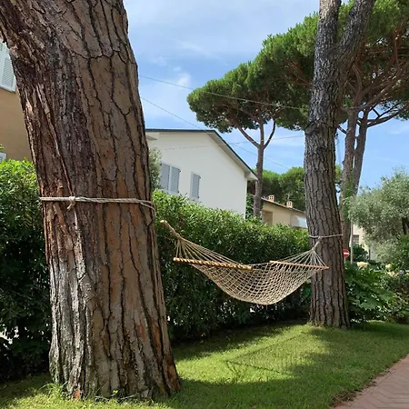 Charming Just Two Steps From The Sea